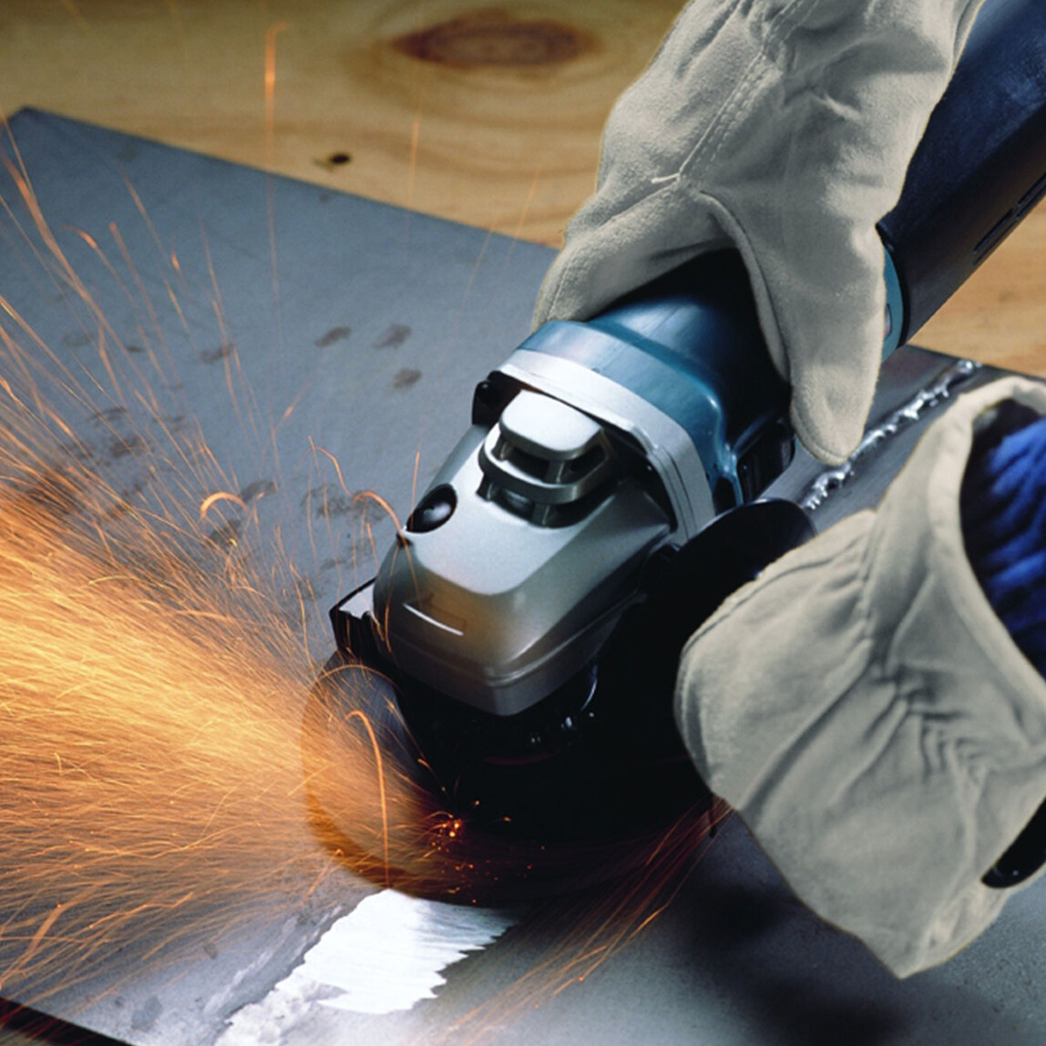    Makita 9565 CVR Avuç Taşlama  