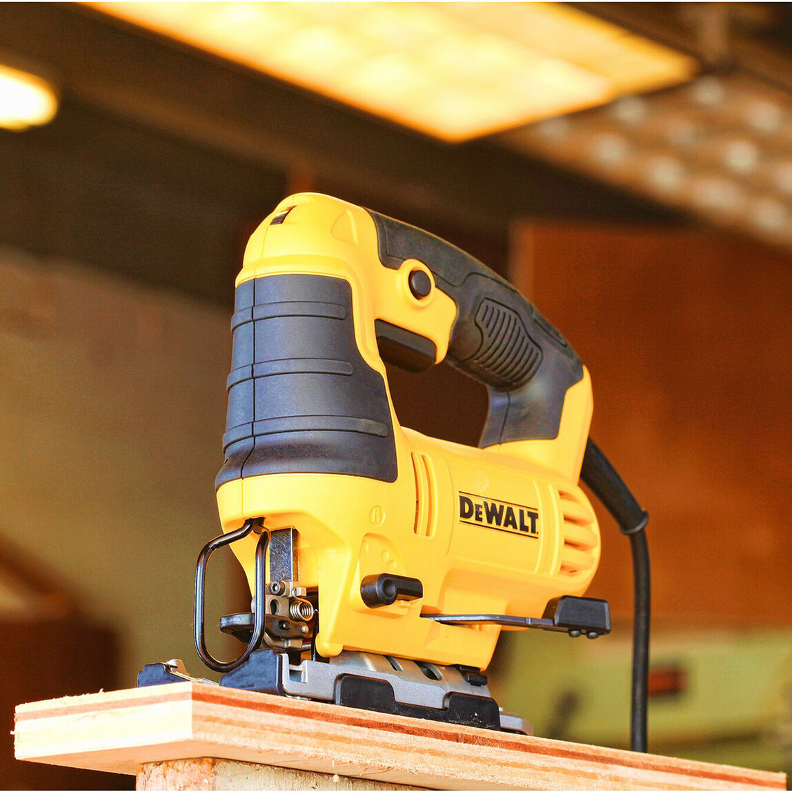    Dewalt DWE349-TR 650W 85mm Dekupaj Testere 