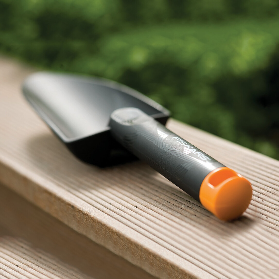    Fiskars 137000 Bahçe Malası  