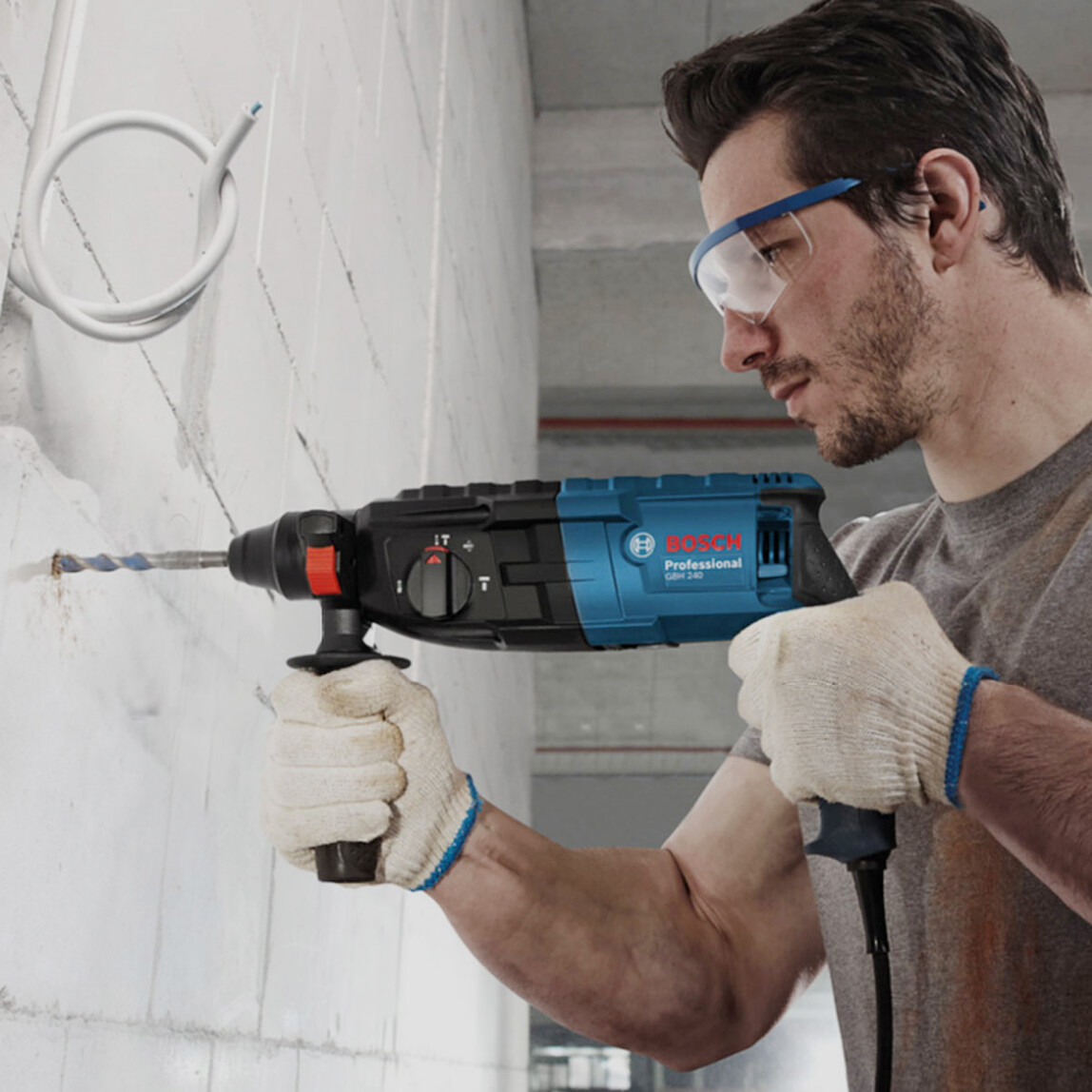    Bosch Profesyonel GBH-240 790W SDS Plus Kırıcı Delici Matkap  