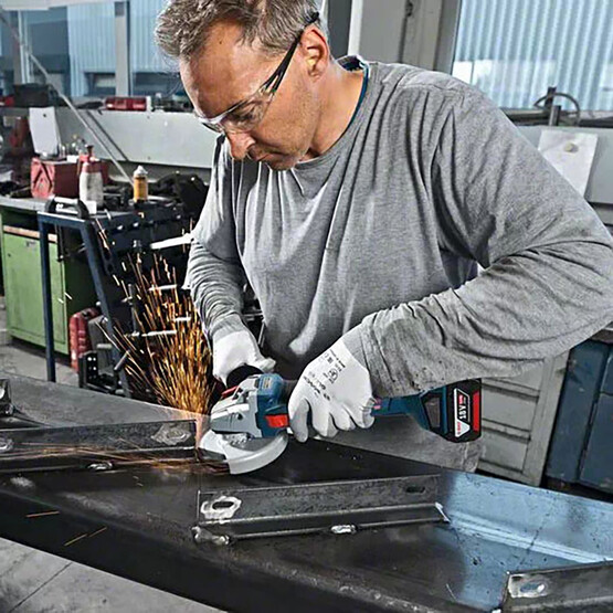 Bosch GWS 115 mm Aküsüz Profesyonel Avuç Taşlama Makinesi 
