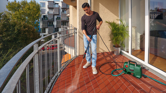 Bosch Easy Aquatak 120 bar Yüksek Basınçlı Yıkama Makinesi  