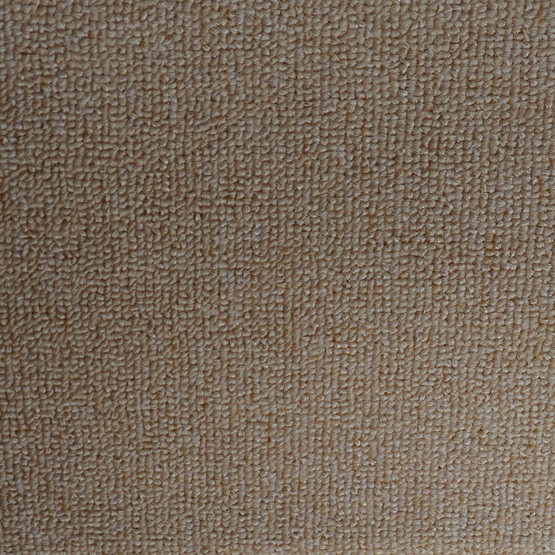 Güven Collection Golf Düz Bukle Aslan 6 mm 400 cm Duvardan Duvara Halı Bej