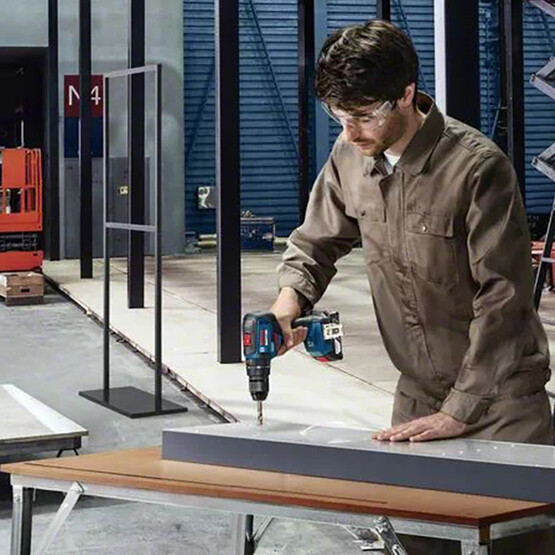 Bosch Profesyonel GSB 18V-50 18V Li-ion Solo Akülü Darbeli Delme Vidalama (Akü ve Şarj Cihazı Dahil Değildir.)