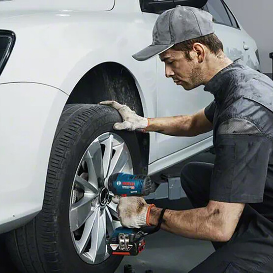 Bosch Profesyonel GDS 18V-400 Akülü Li-ion Darbeli Akülü Vidalama -Solo (Akü ve Şarj Cihazı Dahil Değildir.)