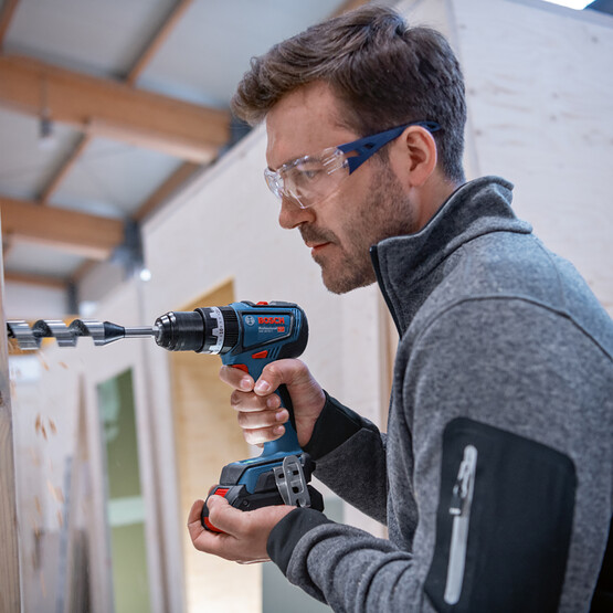 Bosch GSB 18V-90 C Solo Profesyonel Darbeli Akülü Vidalama (Akü ve Şarj Cihazı Dahil Değildir.)
