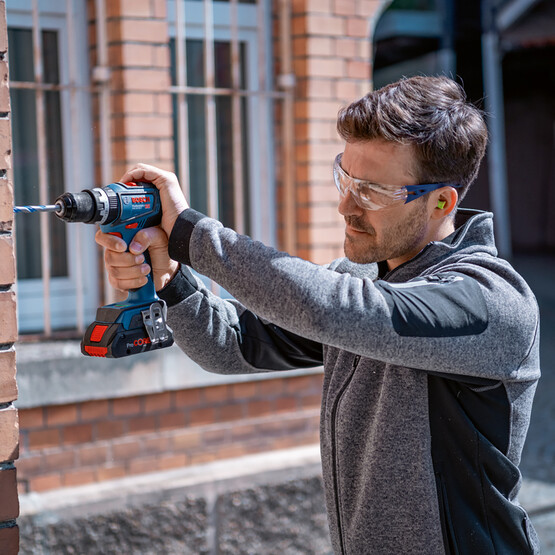 Bosch GSB 18V-90 C Solo Profesyonel Darbeli Akülü Vidalama (Akü ve Şarj Cihazı Dahil Değildir.)
