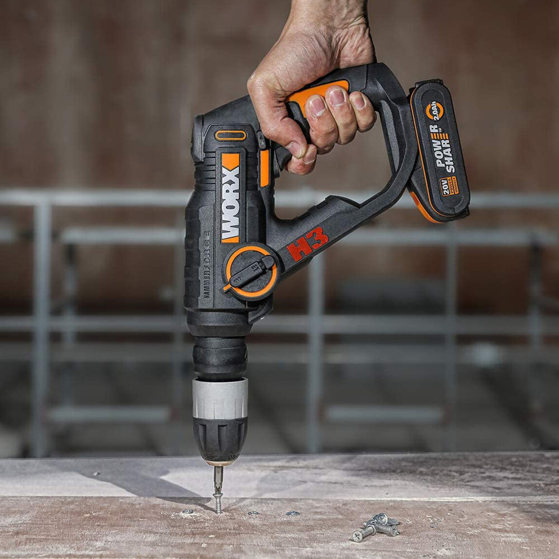    Worx WX390.1 20 V 2 Ah Çift Akülü Li-ion Darbeli Akülü Matkap + 8 Adet Uç + Mandren  