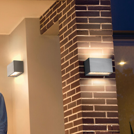 Smart Outd Wifi Brick Wide Rgb  