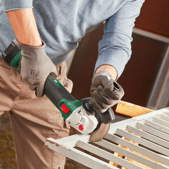 Bosch Universal Grind 18V-75 Akülü Taşlama Makinesi -Solo (Akü ve Şarj Cihazı Dahil Değildir.)