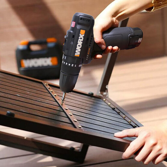 Worx WX121 12Volt/2.0Ah Li-ion Çift Akülü Kömürsüz Profesyonel Şarjlı Darbeli Matkap (5 Parça Aksesuarlı)