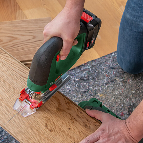 Boschuniversalsaw 18V-100 Akülü Dekupaj Testere -Solo (Akü ve Şarj Cihazı Dahil Değildir.)