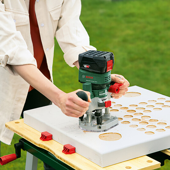 Boschadvancedtrimrouter 18V-8 Akülü Freze Makinesi -Solo (Akü ve Şarj Cihazı Dahil Değildir.)