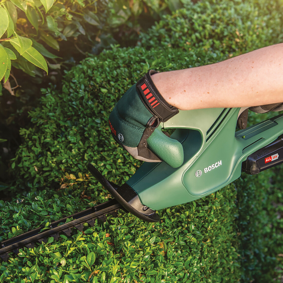    Bosch Easyhedgecut 18-45 Solo Akülü Çit Kesme Makinesi  