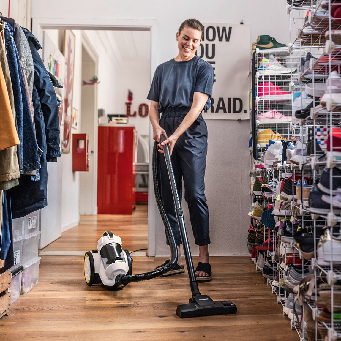    Karcher VC 3 (ERP) Elektrikli Süpürge 