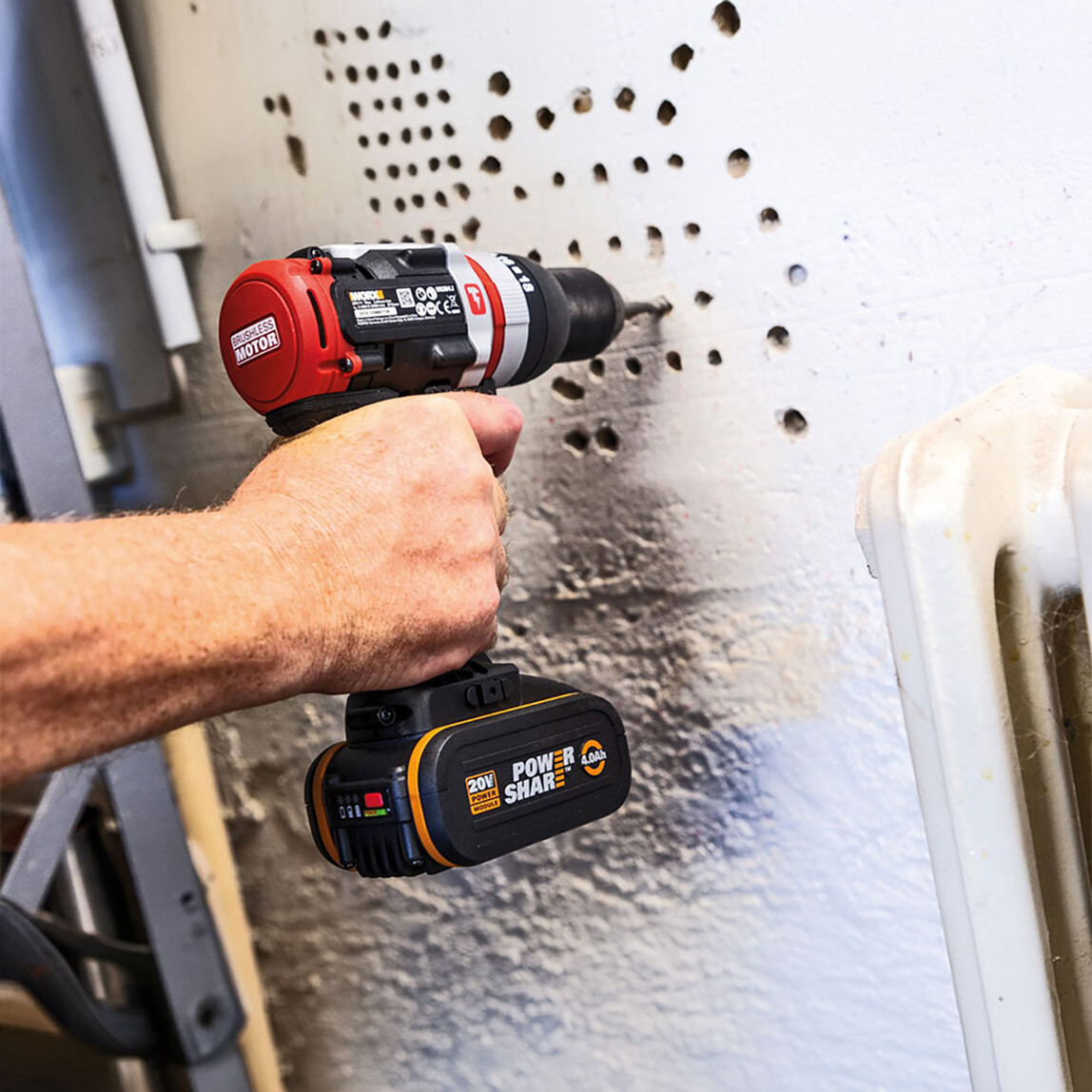    WORX WX354.4 20Volt/4.0Ah Li-ion Çift Akülü Kömürsüz Profesyonel Şarjlı Darbeli Matkap 