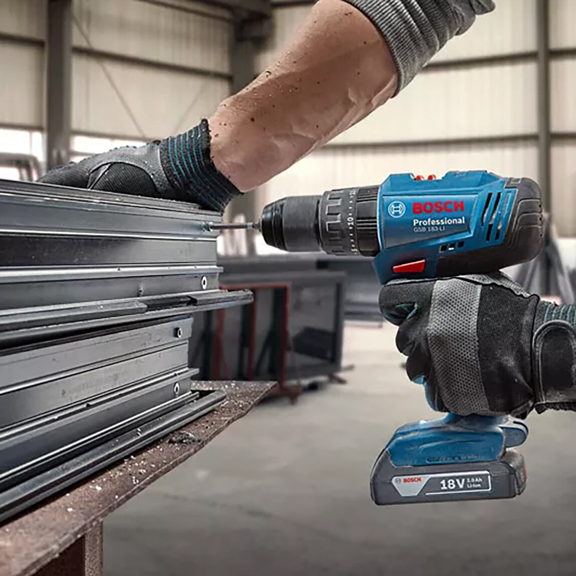    Bosch GSB 183-Li 2.0 Ah Profesyonel Çift Akülü Vidalama 