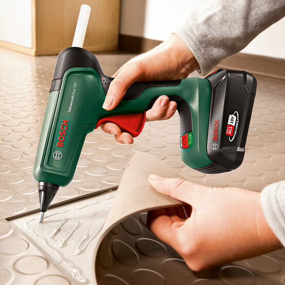 Bosch AdvancedGlue 18V (Solo) Tutkal Tabancası (Akü ve Şarj Cihazı Dahil Değildir.)