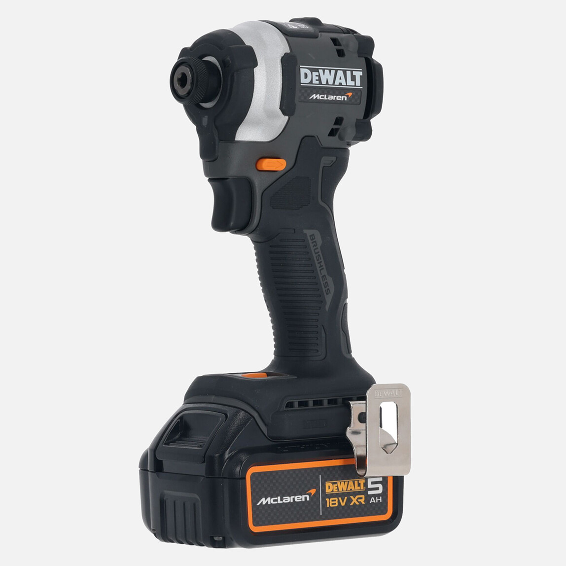    Dewalt DCK200MP2T-QW X Mclaren 18V XR 5.0 Ah. 2'li Akülü Vidalama Makine Seti 