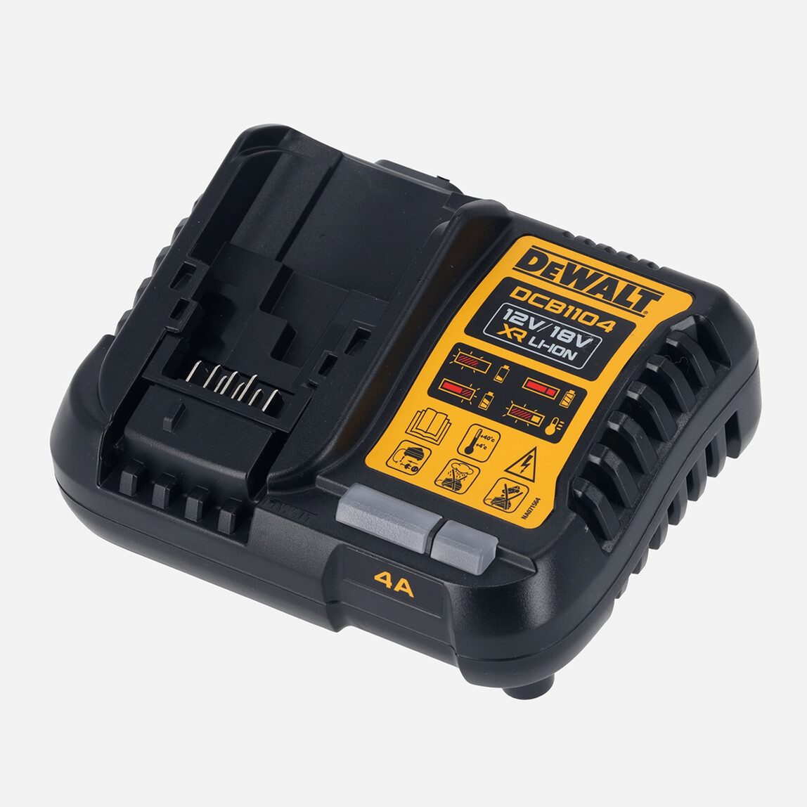    Dewalt DCK200MP2T-QW X Mclaren 18V XR 5.0 Ah. 2'li Akülü Vidalama Makine Seti 